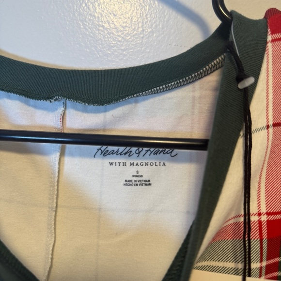 Hearth & Hand with magnolia Christmas pajamas plaid women's size small NWT - Picture 4 of 5